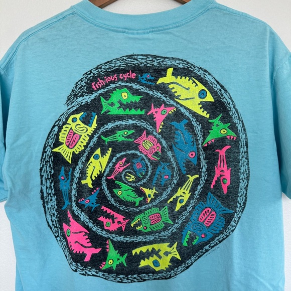 Vintage 90s Surf Gear T-Shirt Mens Medium Single Stitch Fish Nature Surfing Tee - Picture 8 of 13